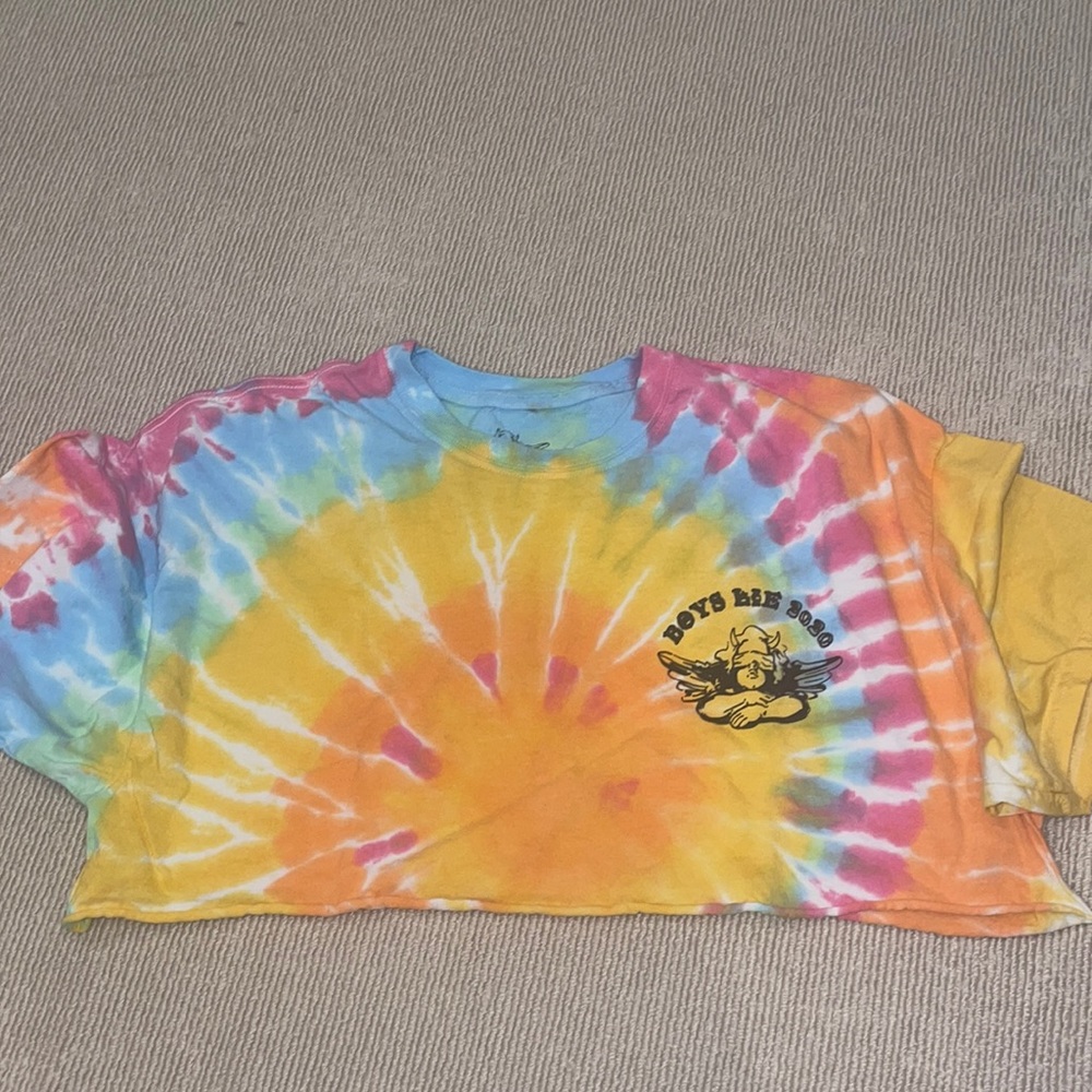 Boys lie crop top